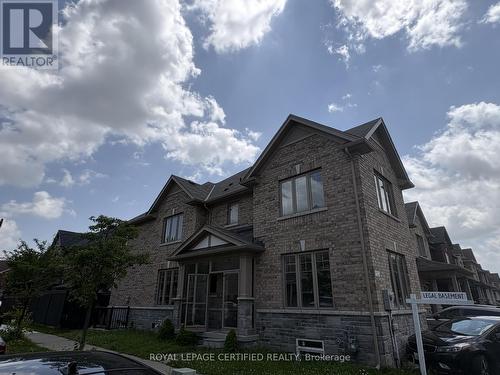 UPPER - 271 ANDREWS TRAIL , Milton, Ontario L9T 6S5 2