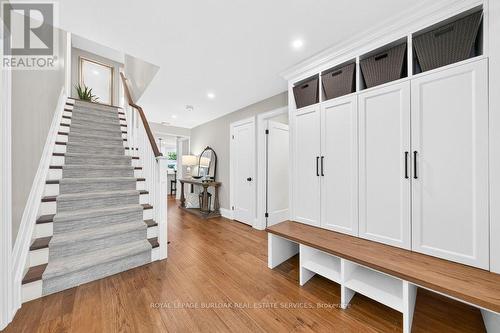 385 Rosslyn Drive, Burlington, ON 