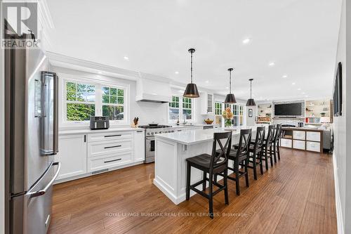 385 Rosslyn Drive, Burlington, ON 