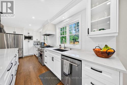 385 Rosslyn Drive, Burlington, ON 