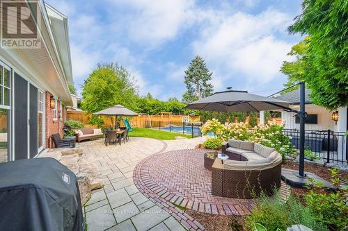 385 Rosslyn Drive, Burlington, ON 