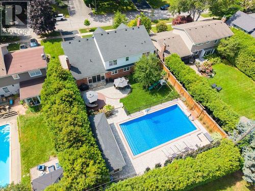 385 Rosslyn Drive, Burlington, ON 