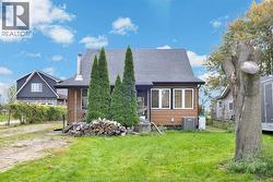 1957 FRONT ROAD North  Amherstburg, ON N9V 3R3