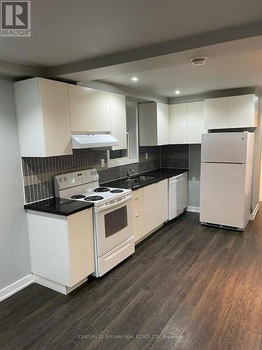 LOWER - 78 CAVELL AVENUE , Toronto, Ontario M8V 1P2 2