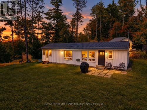 982 STONES LAKE ROAD  Greater Madawaska, ON K0J 1H0