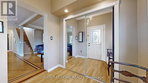 68 EAGLEWOOD BOULEVARD E , Mississauga, Ontario L5G 1V4 4
