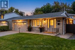 14 BURNHAMILL PLACE  Toronto, ON M9C 3S4