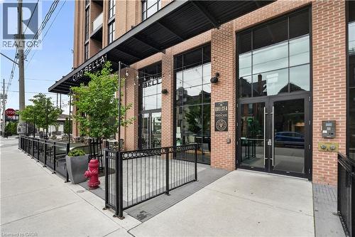 24 AUGUSTA Street Unit# 302 , Hamilton, Ontario L8N 0B7 2