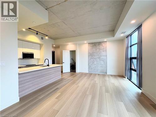 24 AUGUSTA Street Unit# 302 , Hamilton, Ontario L8N 0B7 4