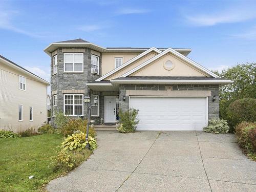 18 Stone Gate Drive, Halifax, NS 