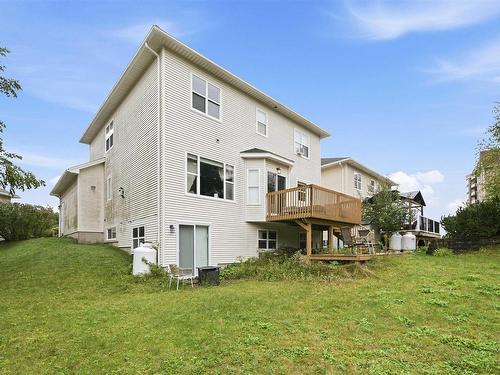 18 Stone Gate Drive, Halifax, NS 