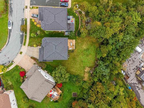 18 Stone Gate Drive, Halifax, NS 