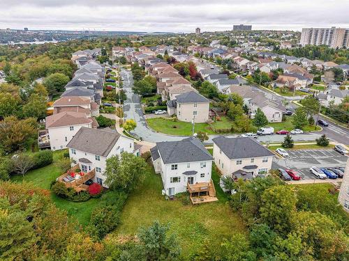 18 Stone Gate Drive, Halifax, NS 