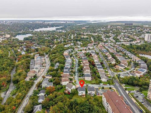 18 Stone Gate Drive, Halifax, NS 