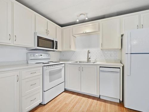 32 Earleton Avenue, Dartmouth, NS 