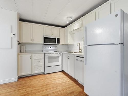 32 Earleton Avenue, Dartmouth, NS 