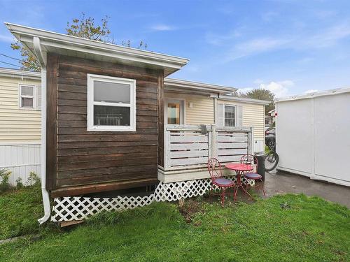 32 Earleton Avenue, Dartmouth, NS 