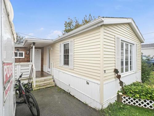 32 Earleton Avenue, Dartmouth, NS 