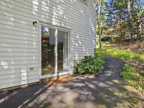 15 Micmac Drive, Dartmouth, NS 