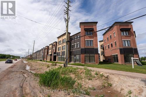 2 - 3299 SIXTH LINE , Oakville, Ontario L6H 0Z5 3