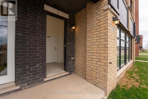 2 - 3299 SIXTH LINE , Oakville, Ontario L6H 0Z5 5