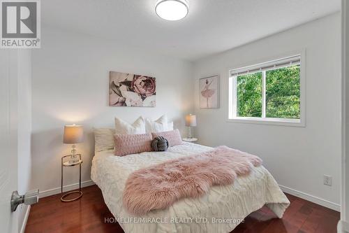 756 KARLSFELD ROAD , Waterloo, Ontario N2T 2X2 2