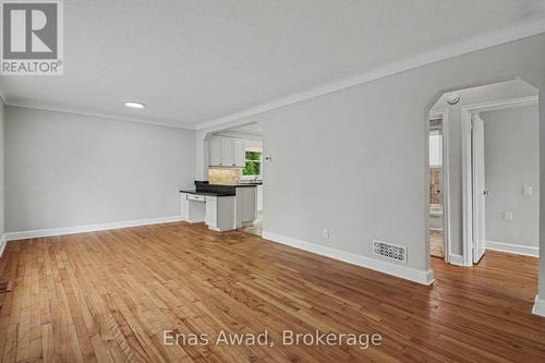 23 MEADOWLANDS DRIVE W , Ottawa, Ontario K2G 2R3 2