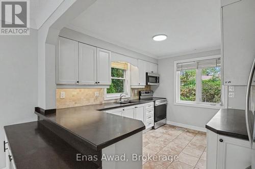 23 MEADOWLANDS DRIVE W , Ottawa, Ontario K2G 2R3 5