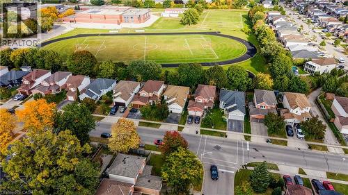 Residential neighborhood with detached homes, mature trees, and paved roads - 317 Christopher Drive, Cambridge, ON 