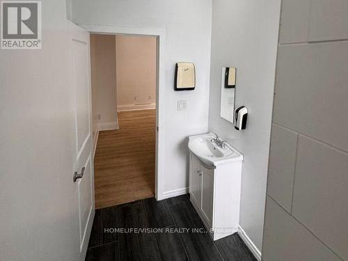 UNIT C - 864 BROADVIEW AVENUE , Toronto, Ontario M4K 2R1 4