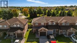 255 DUNSMORE LANE Barrie, ON L4M 7A4