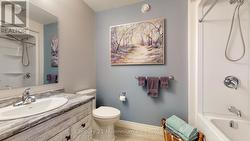 2nd full 4 piece guest bathroom. - 