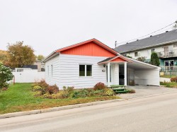 Façade - 