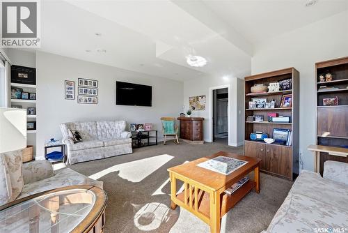 8837 Kestral Drive, Regina, SK 
