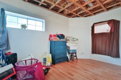 Bedroom - 