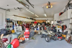 Garage - 