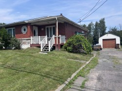 935 Rue des Des Carrières Saint-Jean-Sur-Richelieu, QC J3B 2P1