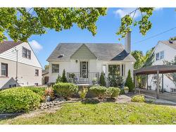 32 KERR Avenue  Chatham, ON N7M 1B7
