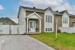10761 Rue Poirier Terrebonne (La Plaine), QC J7M 2G7