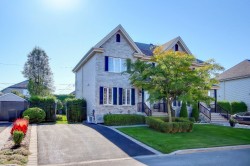 38 Rue de Courcelles  Blainville, QC J7C 0H8