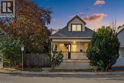 264 BRITANNIA Avenue  Hamilton, ON L8H 1X8