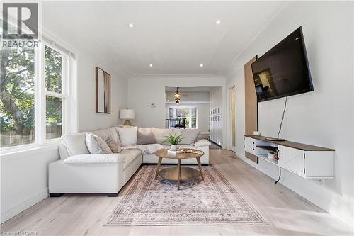 264 Britannia Avenue, Hamilton, ON 