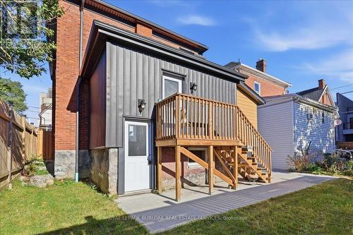 LOWER - 17 EBY STREET S , Kitchener, Ontario N2G 3K6 2