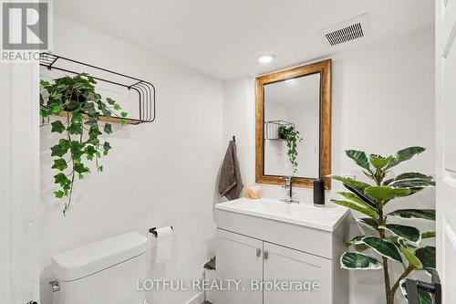 2226 Saunderson Drive, Ottawa, ON 
