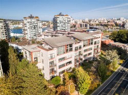 #212-455 Sitkum Rd Victoria, BC V9A 7N9
