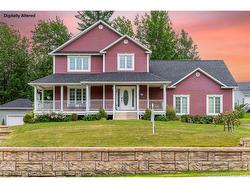 698 Frampton  Moncton, NB E1G 4Z4