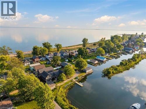 10 Reserve Street, Turkey Point, ON 
