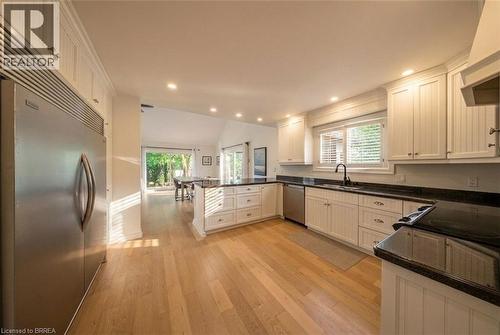 10 Reserve Street, Turkey Point, ON 