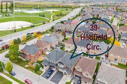 39 HADFIELD CIRCLE  Brampton, ON L6R 0N6