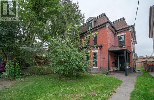 STUDIO - 208 DOVERCOURT ROAD , Toronto, Ontario M6J 3C8 2